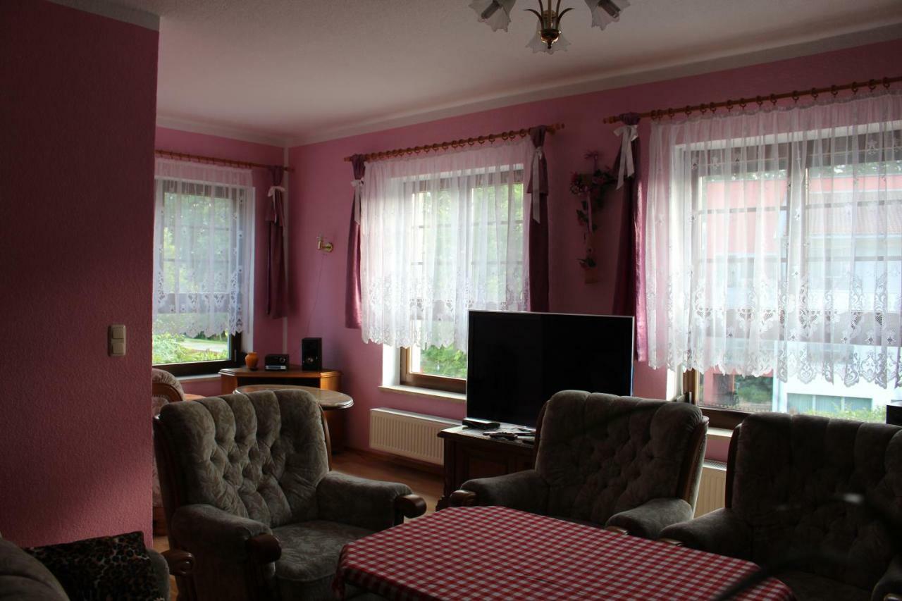 Ferienwohnung "An Der St. Ludmila" Crostwitz Eksteriør bilde